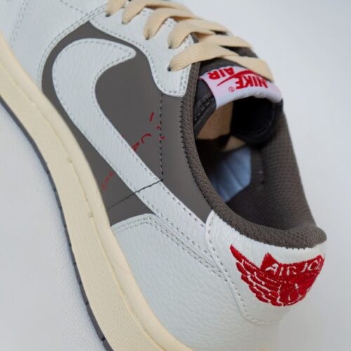 Travis Scoot x Jordan 1 Low “Reverse Mocha”